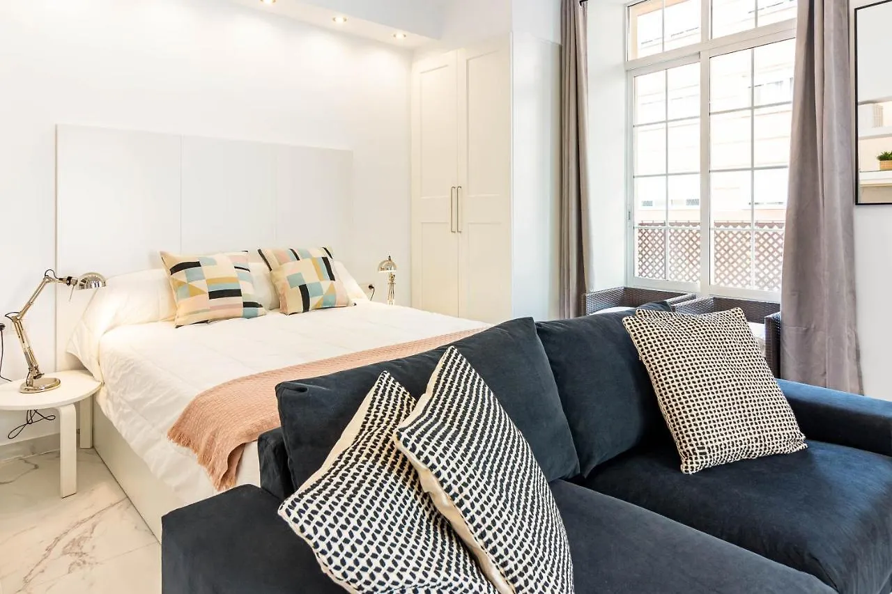 Arriola Apartamento Con Terraza By Bossh! Apartments Malaga