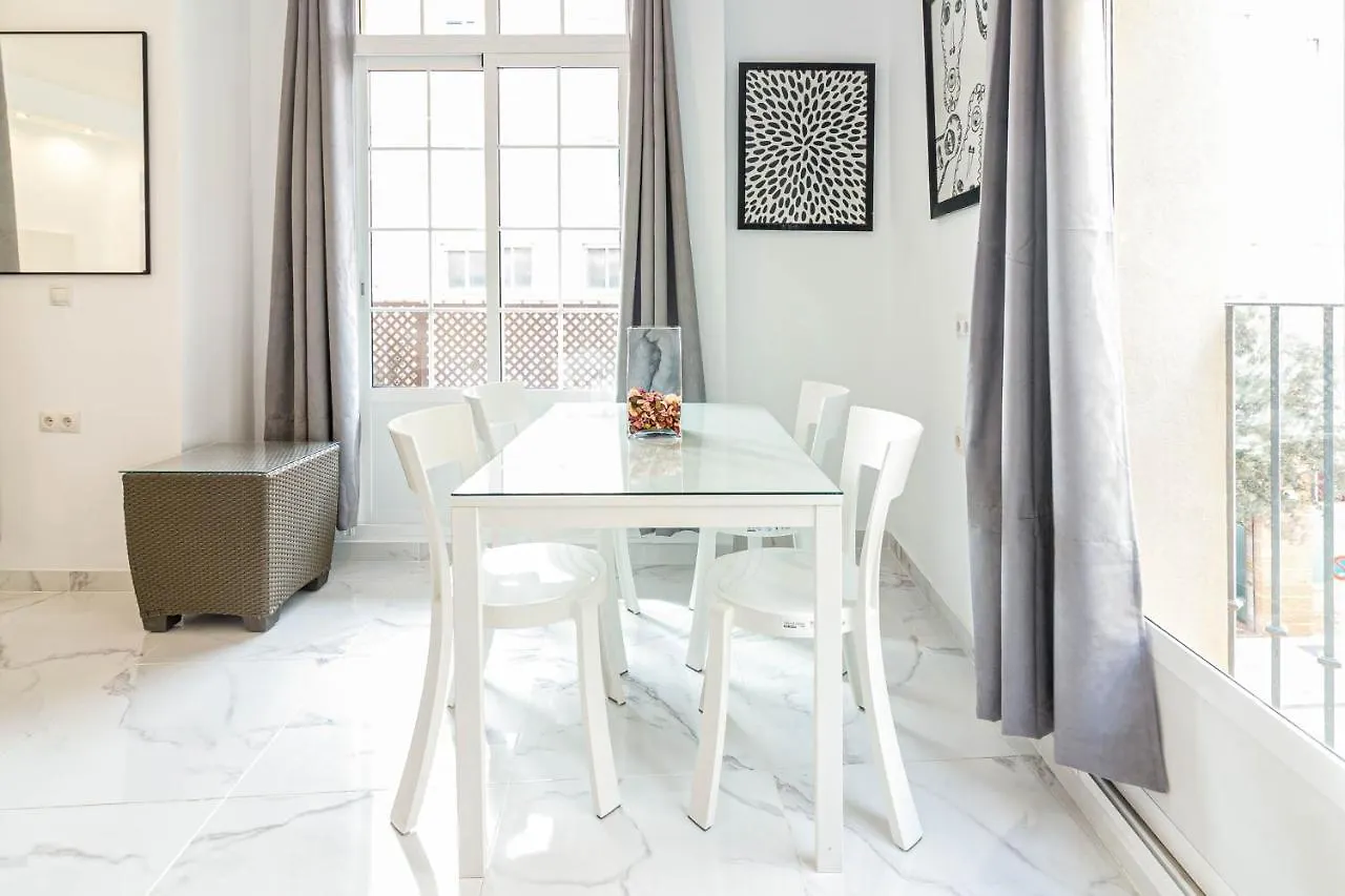 Arriola Apartamento Con Terraza By Bossh! Apartments Malaga